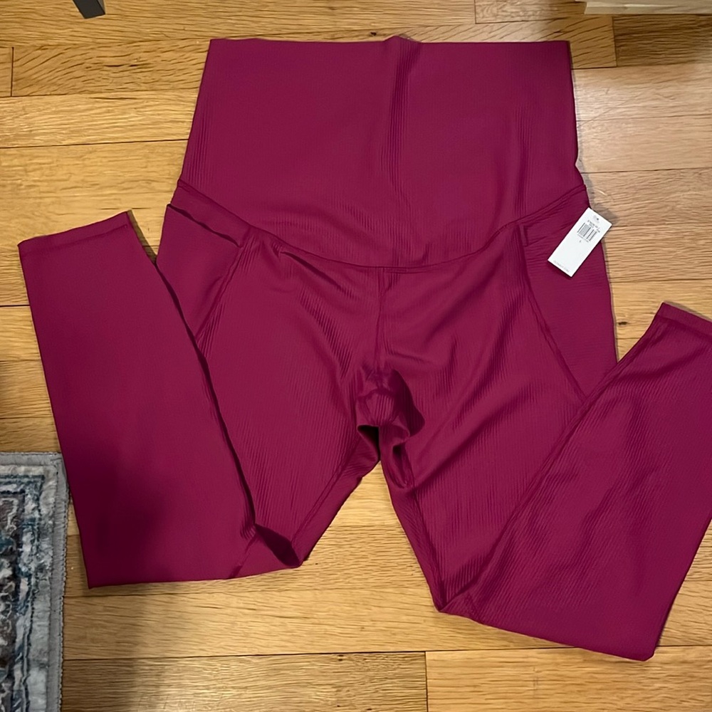 Old Navy Powersoft Go Dry Maternity Leggings